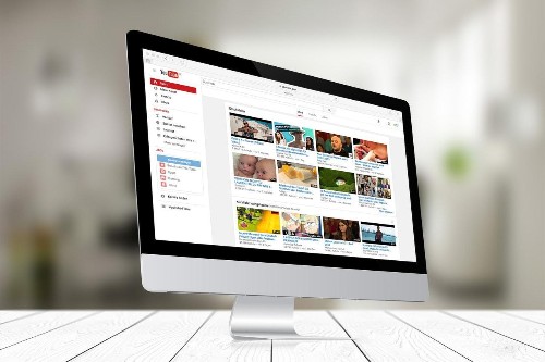 7 Reasons To Start A YouTube Channel Now (And First Steps To Take)
