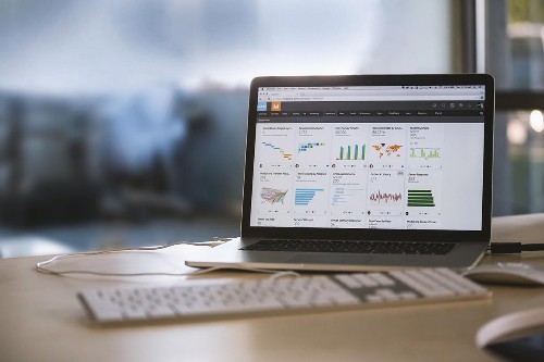 25 Visual Content Marketing Tools To Engage Your Audience