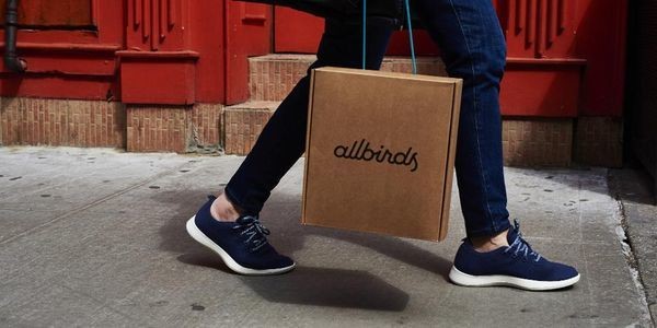 Why Digital Darlings Allbirds, ThirdLove And Harry’s Like Brick-And-Mortar Retail