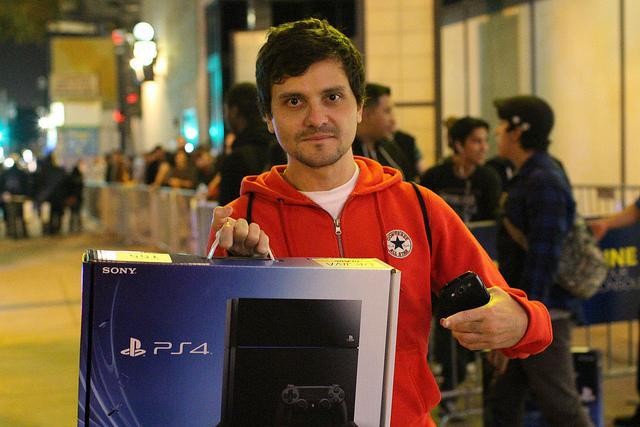 PS4 and Xbox One Are Selling At Historic Levels But The Home Console Industry Is Still Shrinking