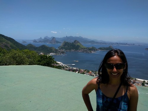 Want To Retire In Your 30s And Travel The World? This Woman Did