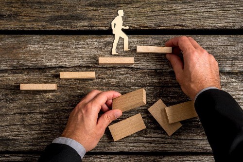 5 Smart Ways To Get Your Team To Step Up