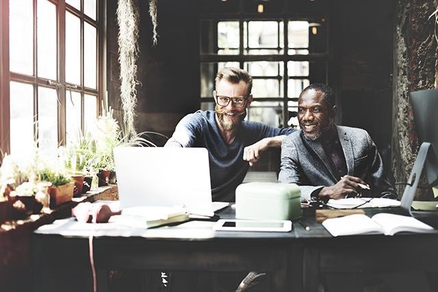 Five Phrases The Best Leaders Use Repetitively, And The One They Never Say