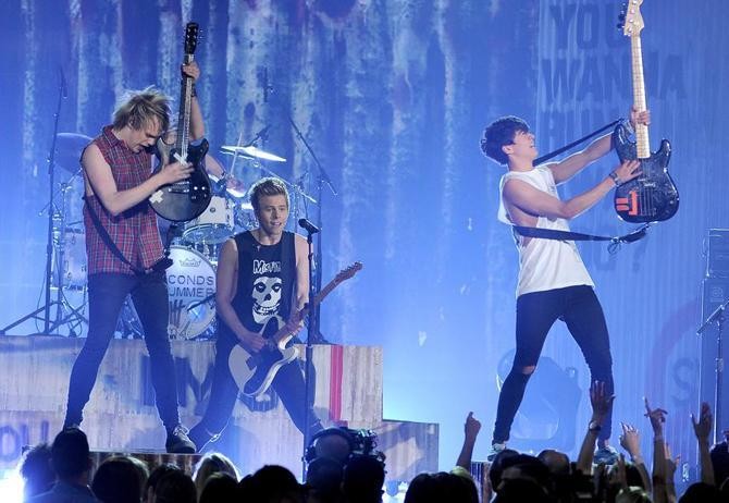 Ticket Prices Suggest 5 Seconds of Summer Has Long Way To Go To Catch One Direction