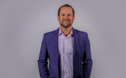 How This Entrepreneur Just Sold For $1.9 Billion The Company That He Created Out Of His Own Garage