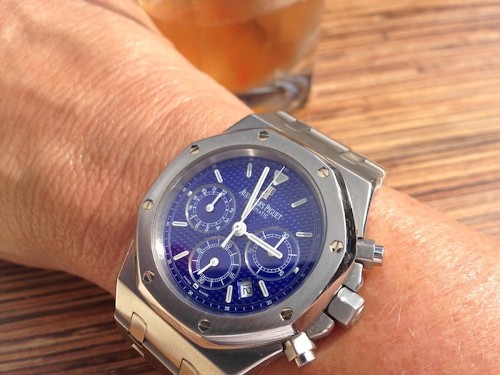 Would You Rent a Watch Instead of Buying It? Eleven James Hopes So
