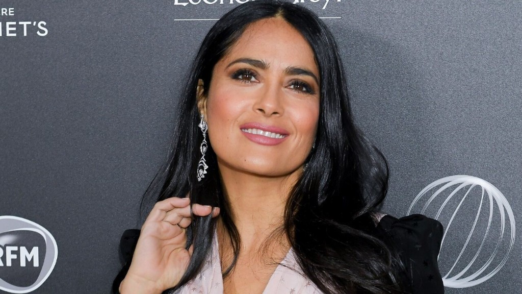 Salma Hayek goes makeup-free, shows off grays: 'The white hair of wisdom'