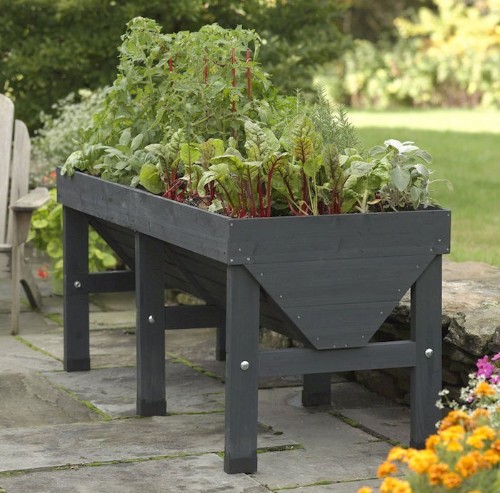 10 Easy Pieces: Wooden Elevated Planters