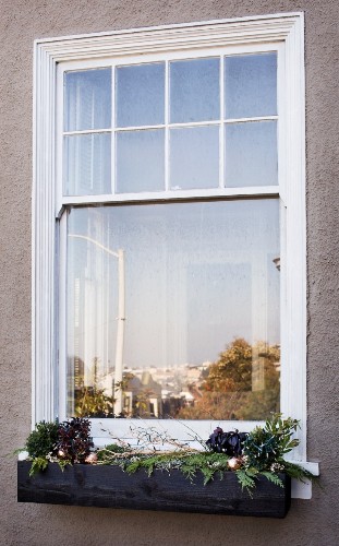 DIY: Christmas Window Boxes