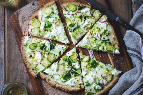 9 Delish Gluten-Free Pizzas That Aren’t a Crumbly Mess