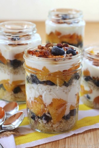 26 Healthy and Portable Mason Jar Meals