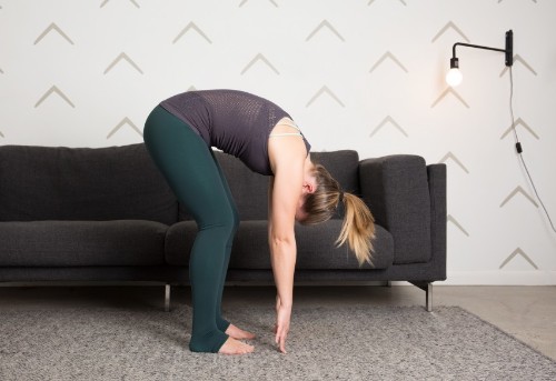 The 7 Stretches Everyone Should Be Able to Do