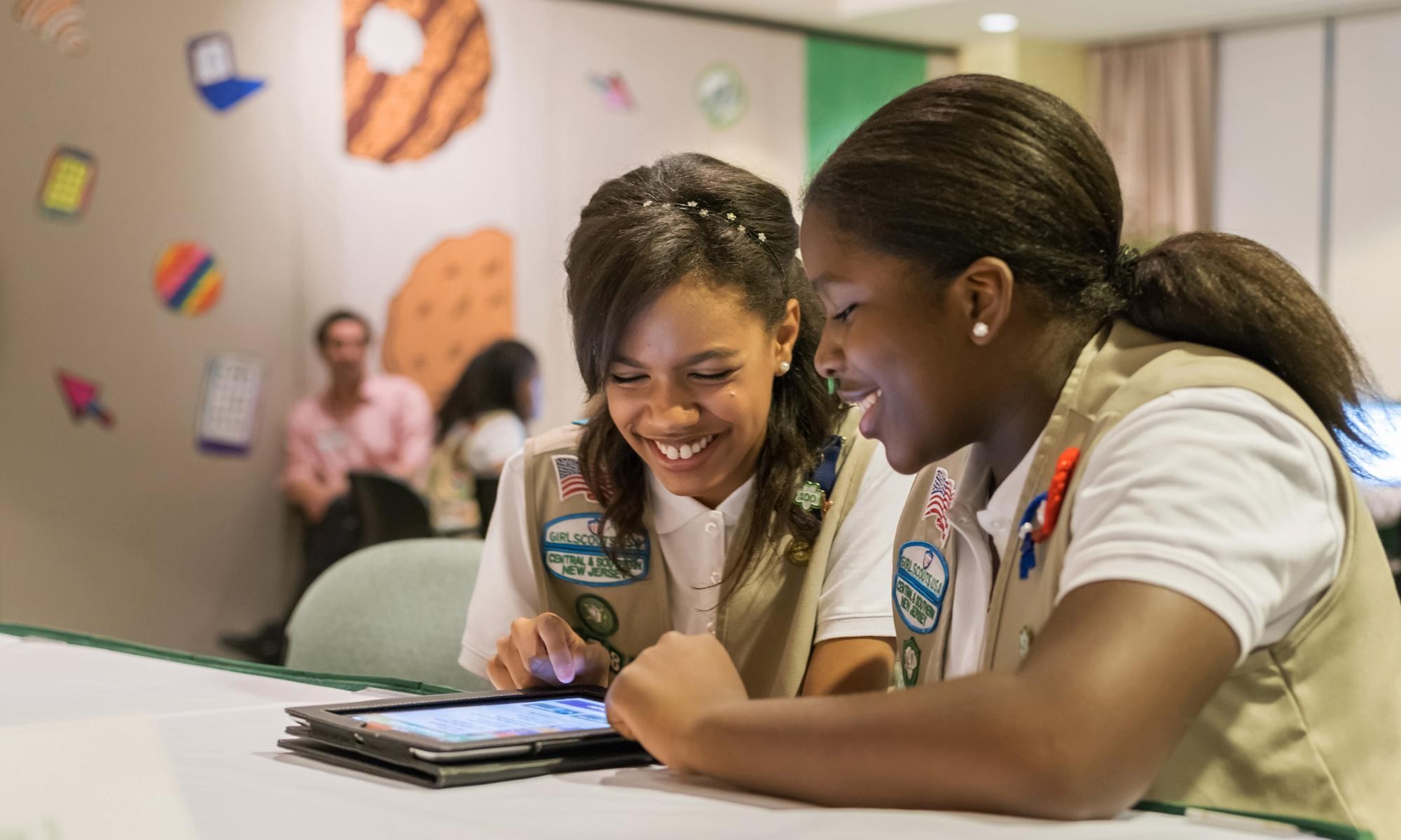 Face it: Girl Scout cookies aren't good. That you can order them online is great