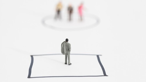 Under-Management Is the Flip Side of Micromanagement — and It’s a Problem Too