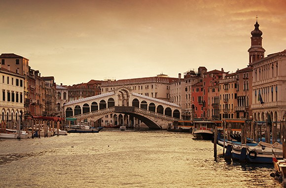 9 Places That Are Surprisingly Cheap This Year