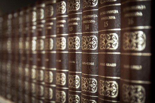 Four Books That Every Entrepreneur Must Read in 2016