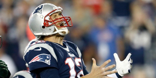 Tom Brady Throws Tantrum, Yells As Patriots' Wide Receivers Struggle Against Jets (VIDEO)