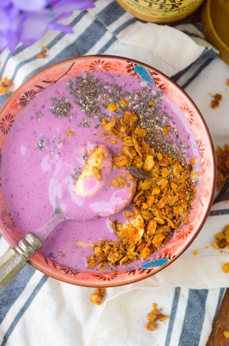 The Ultimate Thick & Creamy Smoothie to Kick Off 2016