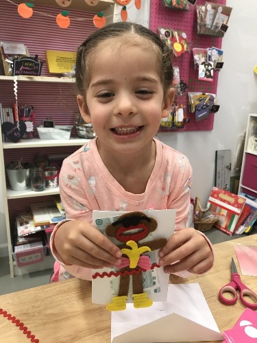 Scrapbooking With Kids: Why Taking Time To Get Creative Should Be A Family Activity