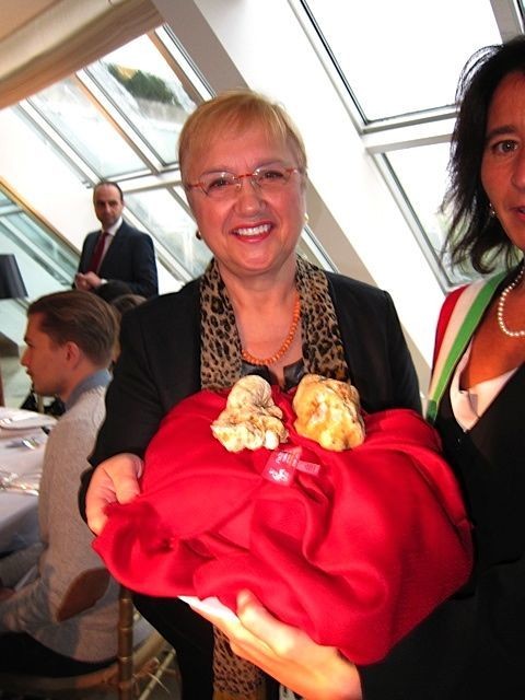 White Truffles 2013: More Product, More Better... Less Expensive!