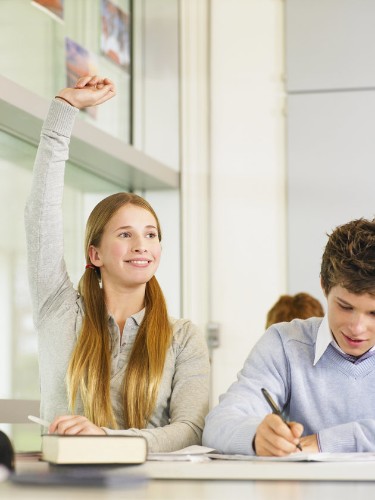University Gender Gap Begins As Early As Year Nine, New Research Suggests
