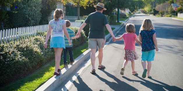Residents Of Walk-Friendly, Dense Neighborhoods May Have Lower Diabetes Risk | HuffPost Life