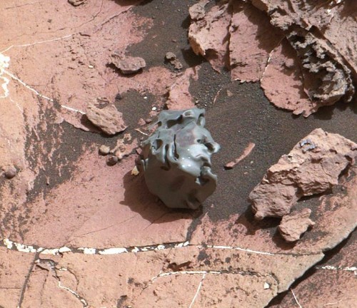 'Egg Rock' Meteorite Discovered On Mars By Curiosity Rover
