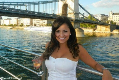 21 Tips to Staying Safe Abroad
