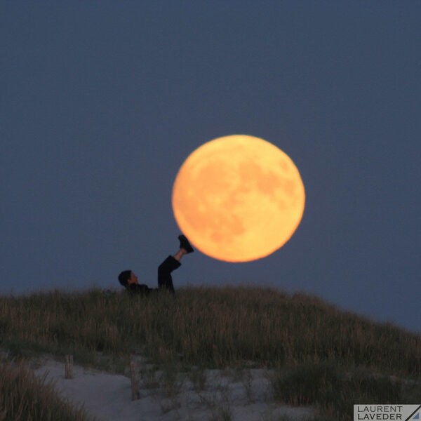Magical Moon Photo Series Will Bring Out The Childish Wonder In You