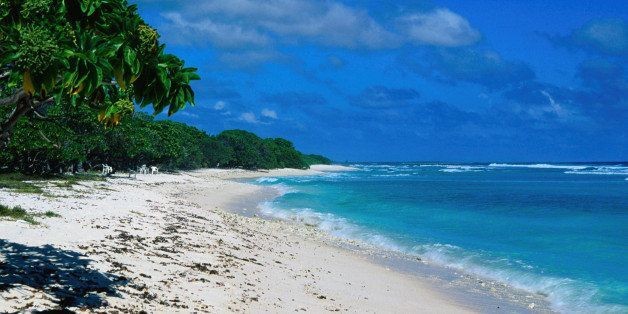 Kiribati, World's Least-Visited Country, Is REALLY Beautiful