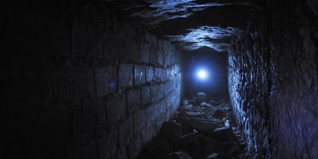Party Underground In Paris' 'Ghost Stations' | HuffPost Life