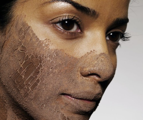 5 Shower Mistakes That Are Drying Out Your Skin