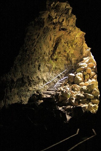 7 Of America's Most Eerily Beautiful Lava Tubes | HuffPost Life