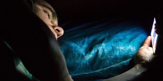 Reading On A Screen Before Bed Might Be Killing You