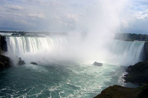 Visiting Niagara Falls in the Fall