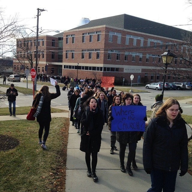 LOOK: Workers And Students Leave Jobs And Classes To Participate In Nationwide Walkout For Ferguson