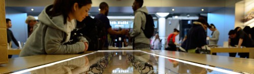 How Brand Names and Descriptors Ease Adoption of New Technology