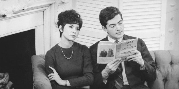 3 Signs You're Wasting Your Time In The Wrong Relationship