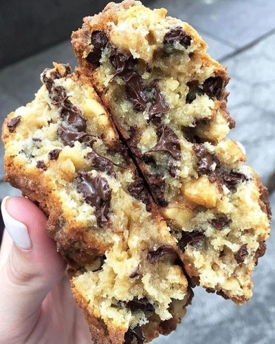 How To Make The Best Chocolate Chip Cookies, According To 5 Expert Bakers | HuffPost Life