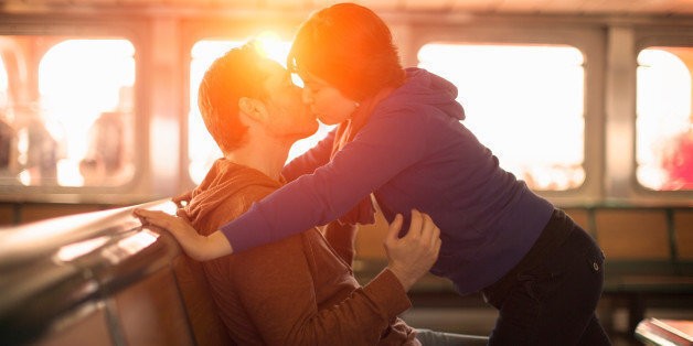 10 Characteristics of a Healthy Relationship