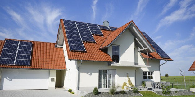 Solar Power Is Finally Getting Closer To Battery Storage Technology