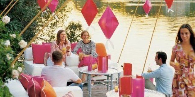 DIY Backyard Lighting Ideas That'll Brighten Up Your Outdoor Space | HuffPost Life