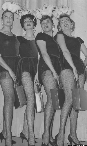 A Brief But Stunning Visual History Of Burlesque In The 1950s