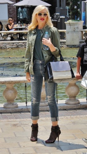 Metallic Heels Top Our Accessories Of The Week (PHOTOS)