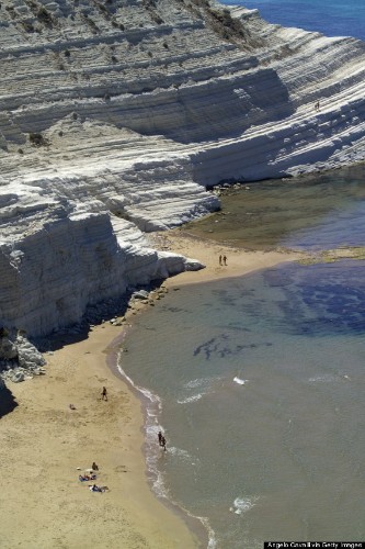 The Insanely Pretty Cliffs Of Scala Dei Turchi Are Yet Another Reason To Visit Italy