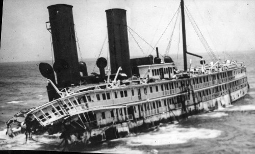From the Archives: Passenger ship Harvard runs aground