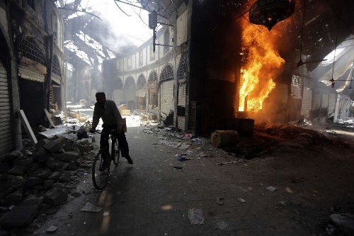 Syrian rebels agree to truce; Italian hostages released