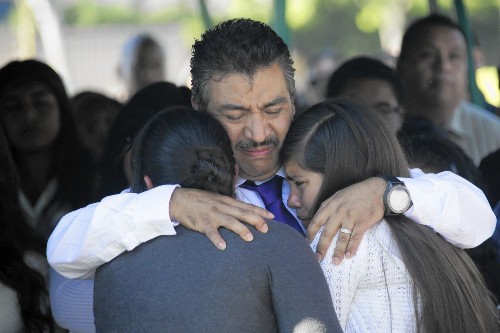 'Life is temporary': Hundreds mourn 3 girls killed on Halloween - Los Angeles Times