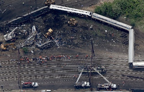 Amtrak derailment mystery: Train sped up in final minute, NTSB says