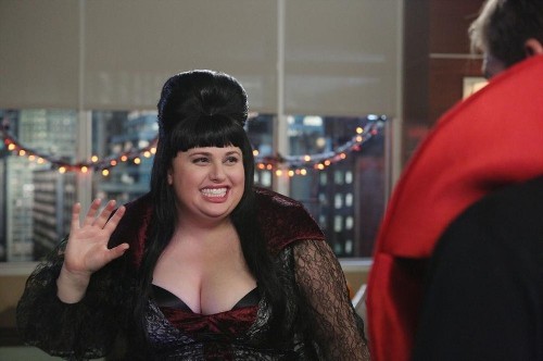 TV ratings: 'Super Fun Night' slips, 'Modern Family' wins demo